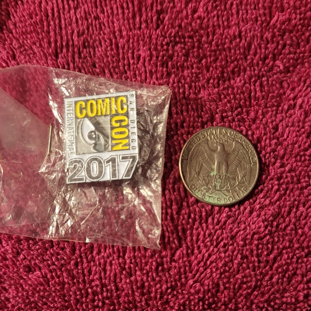 2017 international Comic Con Pin
